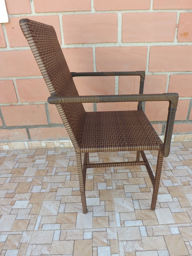 Cadeira com braço em fibra sintética - Imagem 3